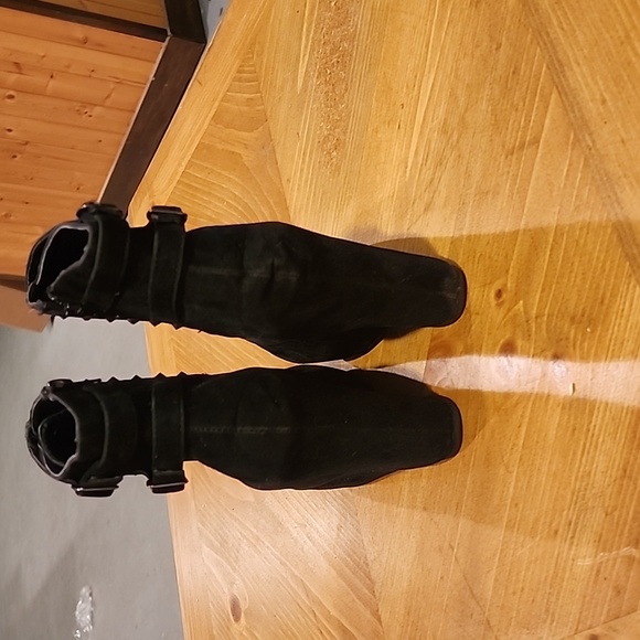 Wedges - Picture 5 of 12